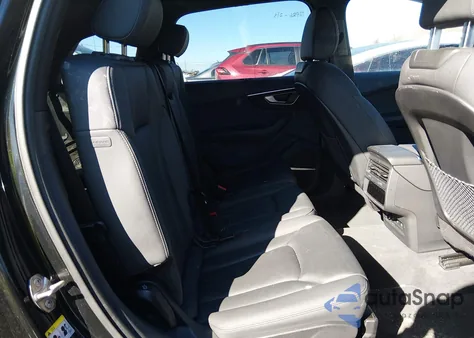 2022 Audi Q7 Premium Plus 55 Tfsi Quattro Tiptronic from USA, damaged, VIN WA1LXBF79ND021139